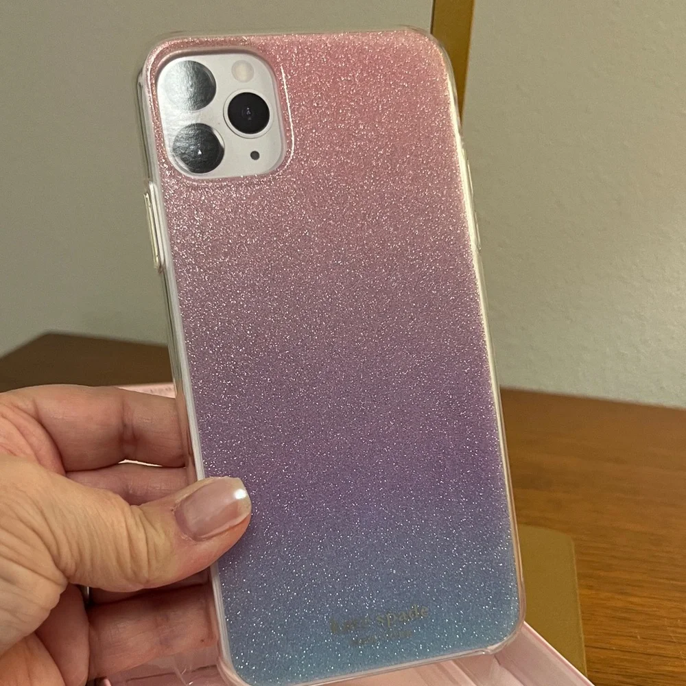 New in Box Kate Spade Sparkle Gradient iPhone Case - Pink and Purple